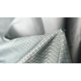 MasterTool-超輕超薄防水防刮超大號215 x 270厘米戶外沙灘墊，野餐墊，遮篷布，兒童玩耍墊，連4口營釘及掌上迷你口袋