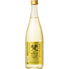 梵 Gold 無濾過 純米大吟釀 720ml瓶裝 未經過濾的純米大吟釀的生酒是在-10°C的冰溫下陳化長達1年 在出廠前已進行熱處理 熟成過後的金黃色酒液 美妙的淺金色 清澈的氣味以及清爽而濃郁的味道 淡花香及梨子香氣味道 酒質圓潤 日本製造 平行進口貨品  Born Gold Unfiltered Junmai Daiginjo 720ml/Bottle Made in Japan Parallel Import goods
