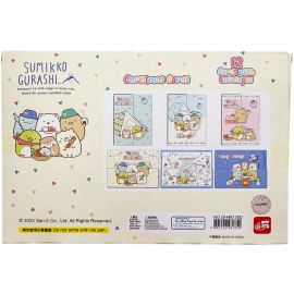 角落小夥伴 盒裝聖誕咭 黃色盒 (包括 6 款設計) (共 12 張聖誕咭連信封) 角落小夥伴是一群可愛而害羞的動物 他們喜歡躲在角落裡享受安靜和溫暖 讓人忍不住想要和他們做朋友 讓您的親友感受到您的心意 放入信封 就可以寄出您的聖誕禮物了 平行進口產品  Sumikko Gurashi Christmas Cards Box Set Yellow Box (includes 6 designs) (12 cards with envelopes) Parallel import goods