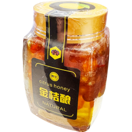 野生小金桔釀 220g罐裝 傳統製作 我們用的小金桔 是一種成熟後果實如豌豆般大小的野生小金桔 非常少見 洗淨 去籽和老冰糖一起下鍋稍煮一下 然後用土蜂蜜浸泡醃制得來 台灣製造 平行進口產品  Little Stuffed Kumquat 220g/Can Made in Taiwan Parallel import goods