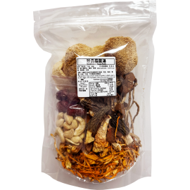 珍品菇菌湯包 140g包裝 (+/−10g) 3-4人份量 珍品菇菌 足料湯包 香港包裝 真材實料 羊肚菌 粗竹笙 姬松茸 孢子頭蟲草花 腰果 茶樹菇 猴頭菇 紅棗 唔加價只加量 讓你煲出更好飲更健康靚湯 方便又健康 靚媽必買 平行進口產品  Precious Mushroom Soup pack 140g/bag (+/−10g) 3-4 serves Parallel import goods