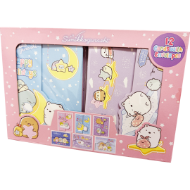 角落小夥伴 盒裝聖誕咭 紅色盒 (包括 6 款設計) (共 12 張聖誕咭連信封) 角落小夥伴是一群可愛而害羞的動物 他們喜歡躲在角落裡享受安靜和溫暖 讓人忍不住想要和他們做朋友 讓您的親友感受到您的心意 放入信封 就可以寄出您的聖誕禮物了 平行進口產品  Sumikko Gurashi Christmas Cards Box Set Red box (includes 6 designs) (12 cards with envelopes) Parallel import goods