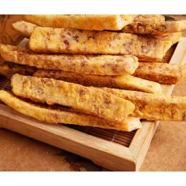 香脆蟹黃芋條 200g包裝 (+/-5g) 傳統工藝零食 香脆好味食唔停口 採用新鮮芋頭切條低溫烘焙 調味用了香港人喜愛蟹黃 無添加色素 原色原味 香芋蟹黃味濃 好似薯條酥脆 平行進口產品  Crispy Crab Roe Taro Sticks 200g/bag (+/-5g) Parallel import goods