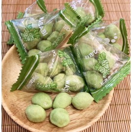 日本開心果脆脆 (芥末味) 120g獨立小包裝 (+/−5g) (約 15小包) 開心又到新年 每年都大賣 粒粒都脆卜卜 一咬落口超鬆脆 醇香嘅開心果真係令人停唔到口 開心果富含維生素 礦物質與食物纖維 相比其他堅果的營養價值很高 堅果中的女王 日本製造 平行進口產品  Japanese Pistachio Crunch (Wasabi flavor) 120g/Bag (+/−5g) (about 15pcs) Made in Japan Parallel import goods
