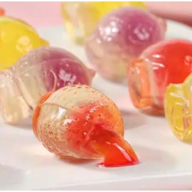 日式爆漿水晶軟糖 300g獨立小包裝 (+/−5g) (口味: 芒果、百香果、藍莓、草莓、蜂蜜柚子、白蜜桃) 新年年貨必推之選 爆漿水晶軟糖色彩繽紛 放喺新年全盒夠晒新年氣氛 晶凝通透 口感一流 咬落去有流心果汁超級好味呀 平行進口產品  Japanese Style Explosive Crystal Gummies 300g/Bag (+/−5g)