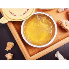 馬來西亞石蜂糖 200g/罐裝 石蜂糖是天然的蜂糖加入了菊花熬制而成 降肝火 止咳化痰 清熱解毒 調節胃腸道 增加免疫力 受馬來西亞人們歡迎 馬來西亞製造 平行進口產品 Malaysia Honey Rock Sugar 200g/Can Made in Malaysia Parallel import goods