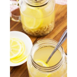 石蜂糖檸檬薏米水 5個獨立包裝 今期熱爆系列大推介 獨家配制 真材實料 袪濕首選 消暑解渴 馬來西亞新配方 有生熟薏米果種純香 檸檬乾的小酸 石蜂糖的香甜 口感非常特別 讓人一飲再飲 平行進口產品  Malaysia Honey Rock Sugar and Lemon and Semen Coicis Drink 5packs(Individual pack) Parallel import goods