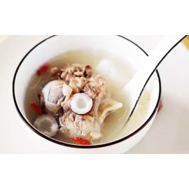 非洲特產海椰皇 BB 200g包裝 (+/−8g) 約32-40粒 熱帶森林的棕櫚樹的果實 其籽小 味道濃香 椰汁水豐潤細滑 營養功效十分顯著 遠勝其它品種的椰子 最上乘的屬非州海椰皇 其以產量少 品質優 效果佳而揚名世界 超級潤肺止咳 四季佳宜 不寒不熱 大人小朋友一樣得 非洲製造 平行進口貨品  African Coconut King BB 200g/Bag (+/−8g) About 32-40pcs Made in Africa Parallel Import goods