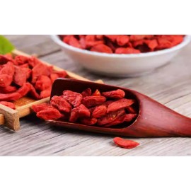 寧夏紅杞子 150g包裝 (+/−8g) 地道寧夏杞子為深紅色類紡錘形 略扁 果肉肉質柔潤而有粘性 味甜 微酸 夥粒大 清甜無渣 味香 清肝明目 加入日常保健湯水中以達補肝益腎的效果 平行進口貨品  Dried Wolfberry 150g/Bag (+/−8g) Parallel Import goods