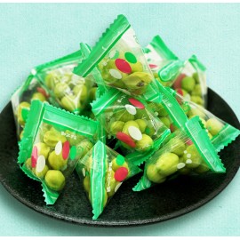 日本開心果脆脆 (原味) 120g獨立小包裝 (+/−5g) (約 15小包) 開心又到新年 每年都大賣 粒粒都脆卜卜 一咬落口超鬆脆 醇香嘅開心果真係令人停唔到口 開心果富含維生素 礦物質與食物纖維 相比其他堅果的營養價值很高 堅果中的女王 日本製造 平行進口產品  Japanese Pistachio Crunch (Original flavor) 120g/Bag (+/−5g) (about 15pcs) Made in Japan Parallel import goods